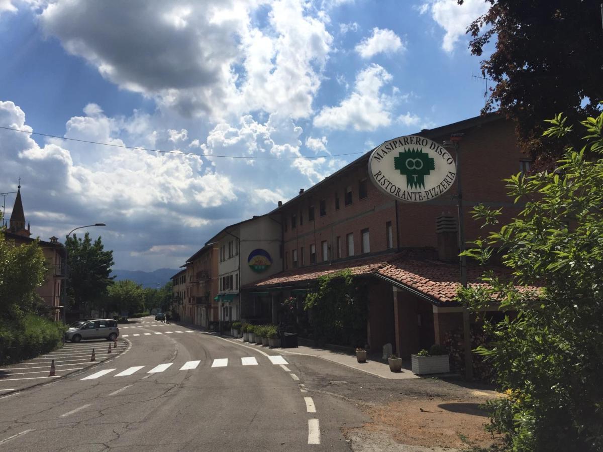Locanda Del Sole Montese Exterior foto